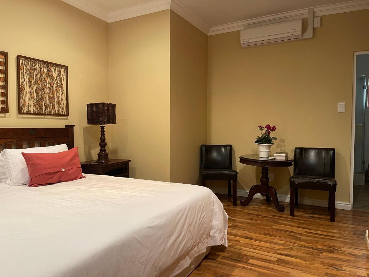 Upper Room Guesthouse Kirkwood Buitenkant foto