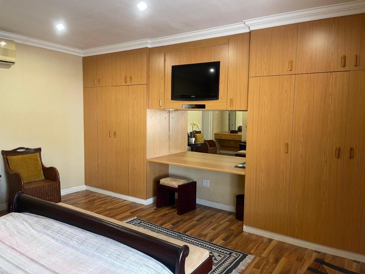 Upper Room Guesthouse Kirkwood Buitenkant foto